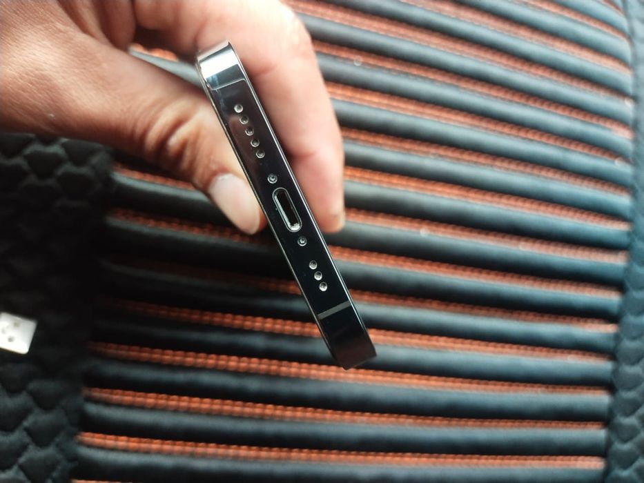 Продам. Iphone 13 pro