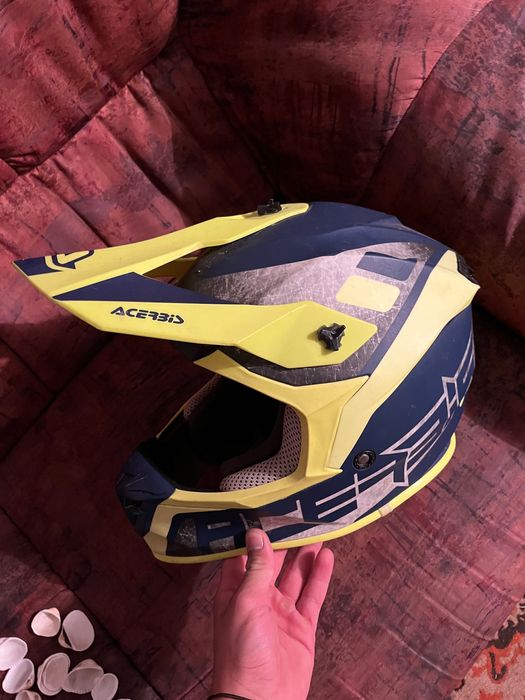 Мотокрос каска Acerbis