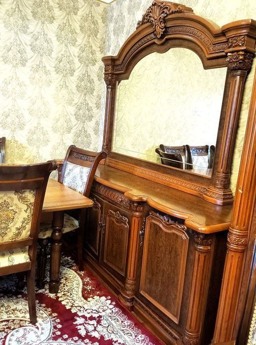 Stenka,gorka,stol,stul sotiladi komplekt sotiladi