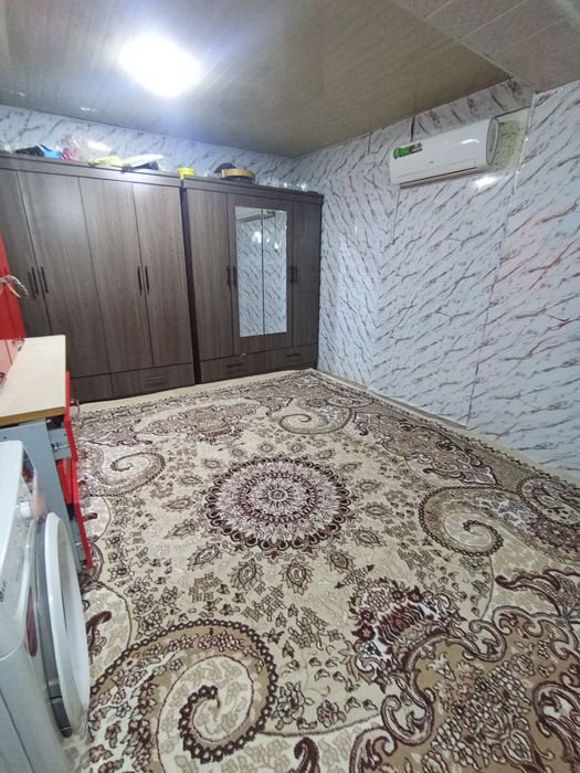 Продается 3 жилой комнатный дом на одной сотке ориентир метро Максима