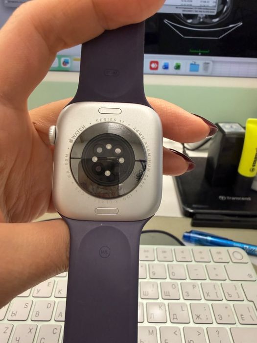 Продам Apple watch 11 46mm