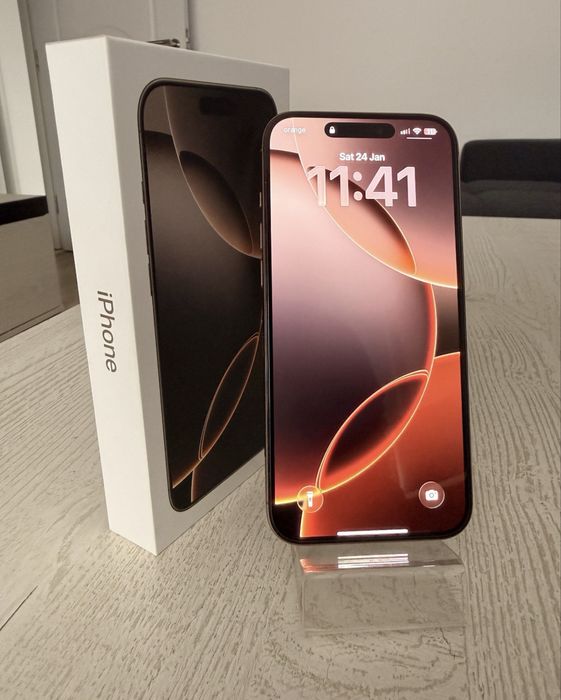 iPhone 16 PRO MAX de 256 GB cu 96% Bateria