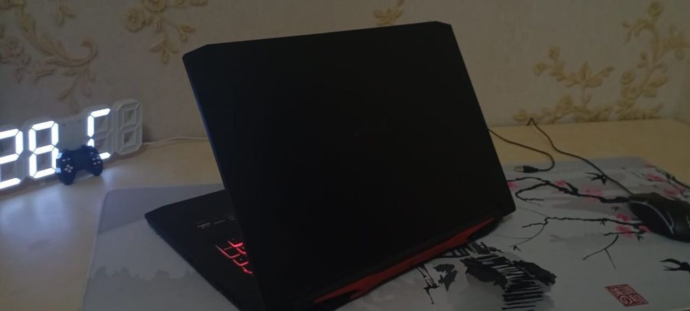 Игравой ноутбук Acer nitro 5