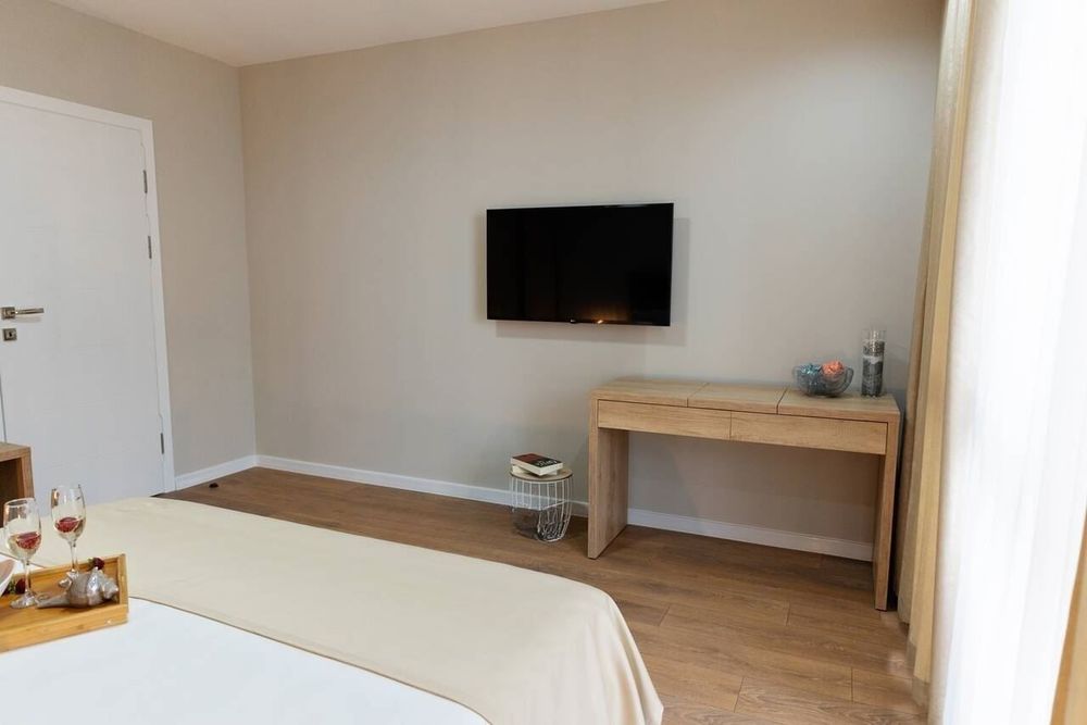 Продава се Тристаен апартамент в Бургас, Сарафово - 124 кв.м за 1728 €/кв.м - Снимка #7