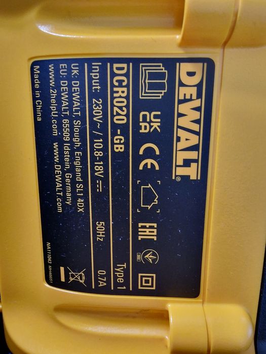 Радио DeWALT DCR020