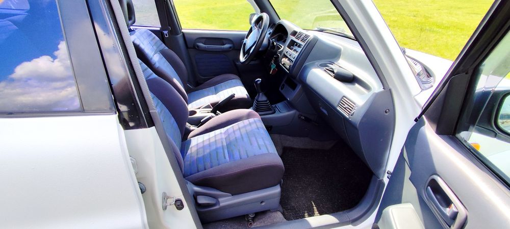 Toyota RAV4 an 1998, motor 2.0 benzina 130cp