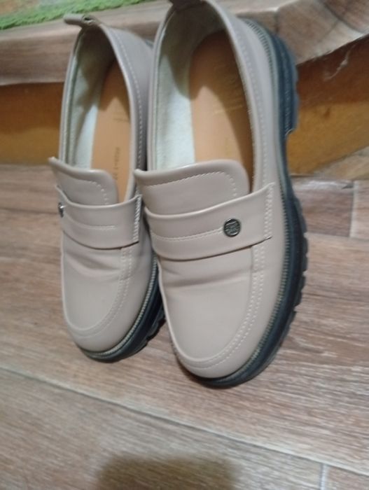 Туфли женские, кожаные