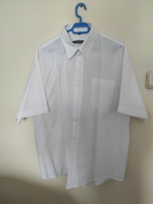 Camasi barbati diferite modele, diferite numere