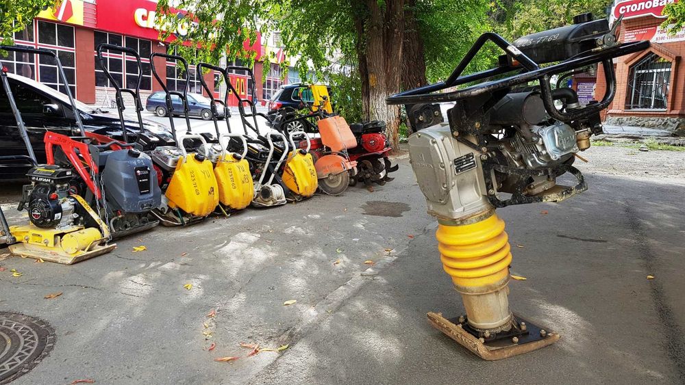 Аренда вибротрамбовка бетономешалка генератор отбойный молот и другое