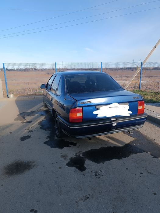 Продается Опель Вектра А об 1.8 моно