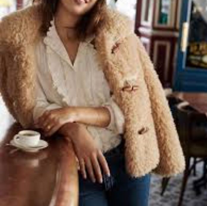 Уникално палто Mango