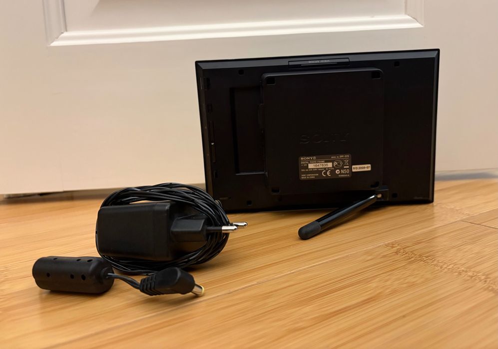 Электронная фоторамка Sony