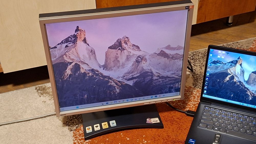 Monitor LCD 19" Benq FP93G X - DEFECT
