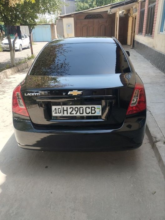 Chevrolet lacetti