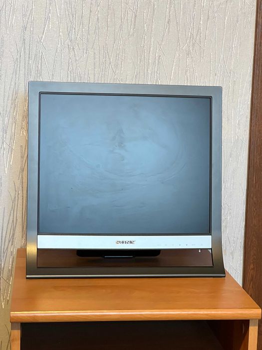 Монитор Sony LCD display SDMHS75D (17") Черен гр. София Банишора • OLX.bg