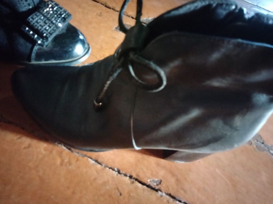 Продам обувь в хорошем состоянии