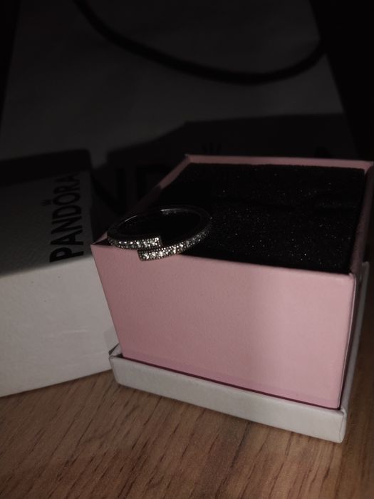 Продам Кольцо PANDORA