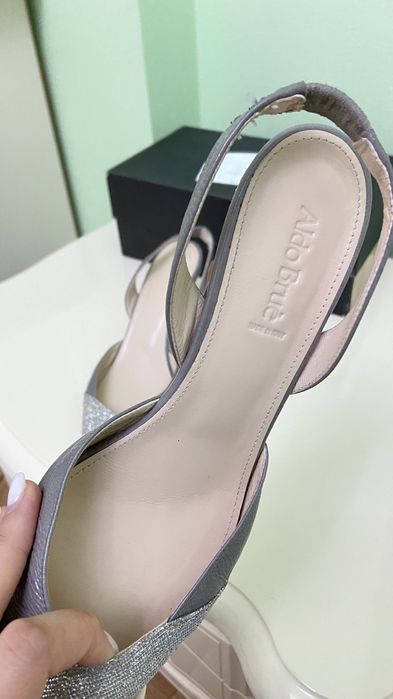 Продам туфли Италия 38 размер! Срочно!