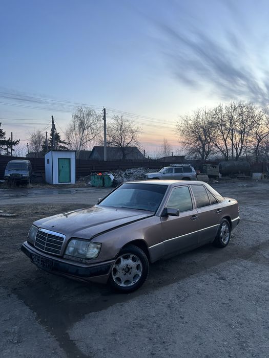 Продам мерседес 124