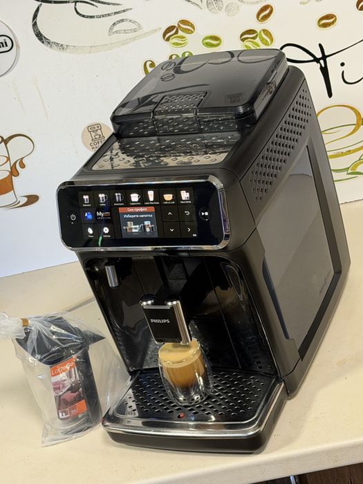 Кафемашина кафе автомат Philips EP5441 с гаранция