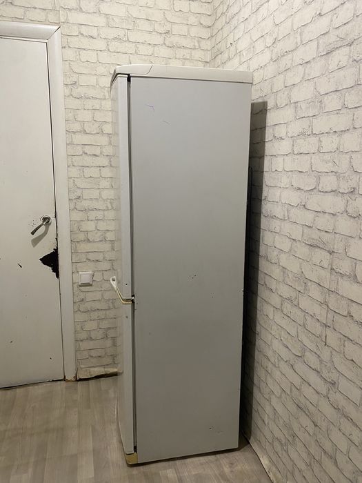 Холодильник в хорошем состоянии