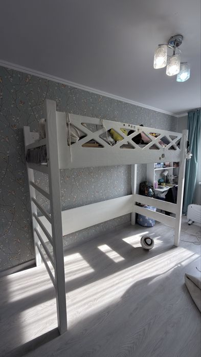 Кровать второй этаж