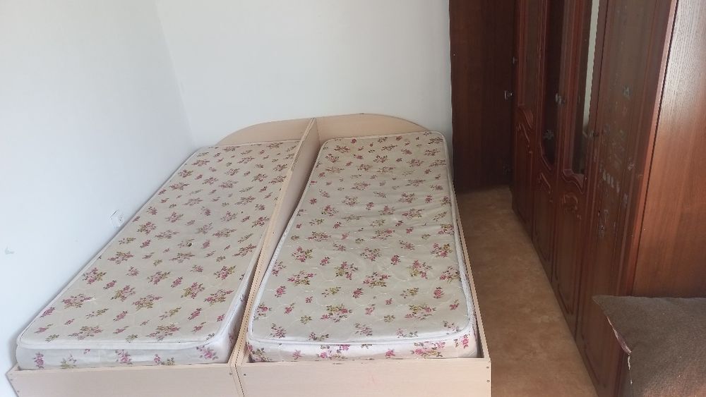 Продам кровать .