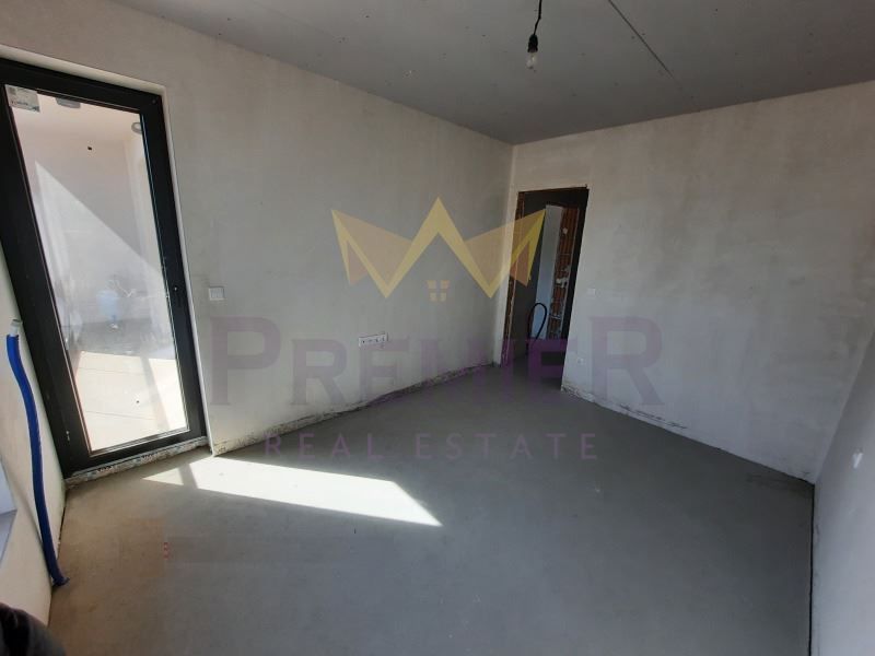 Продава се Двустаен апартамент в София, Витоша - 72 кв.м за 1870 €/кв.м - Снимка #5