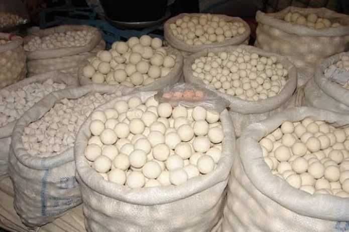 Жалақудуқ тумани бўйлаб қурт етказиб бериш