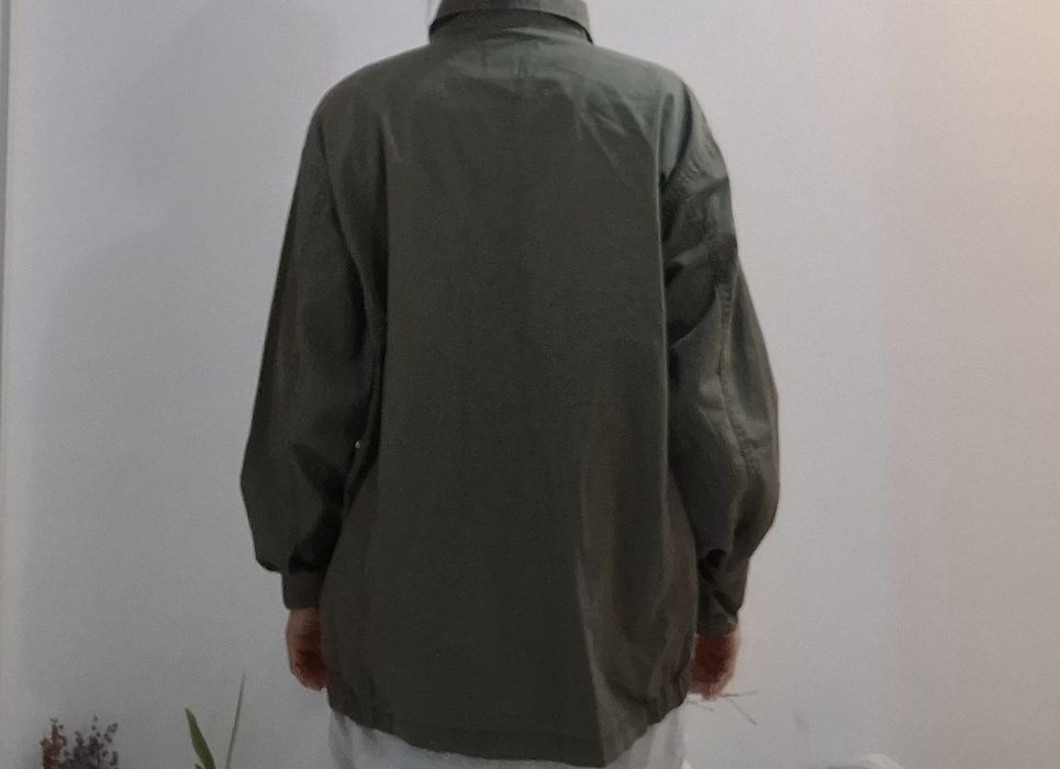 Parka kaki ,nou fara eticheta