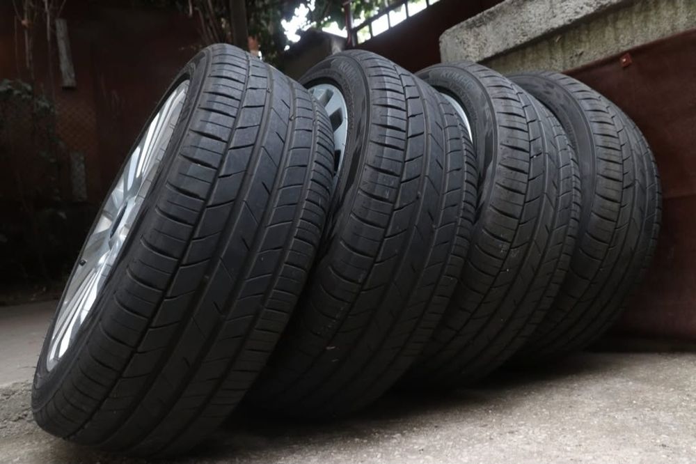 Летни гуми с джанти 16", Ford Fiesta