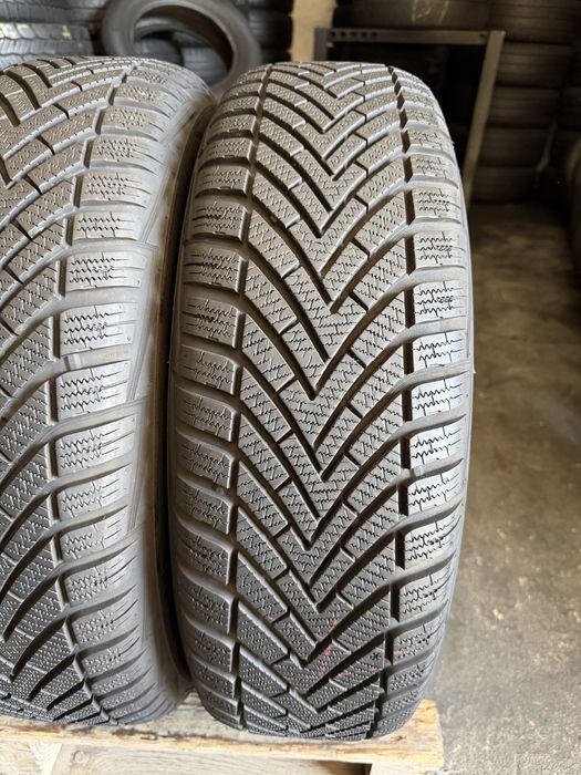 2 anvelope iarna ca NOI 215/70/16 , Vredestein , DOT 4023 , 7.5 mm