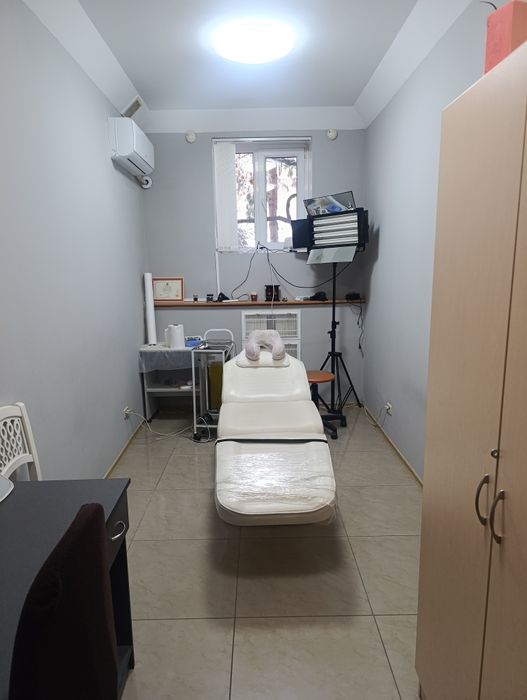 Ищу 2 го мастера в космет-й кабинет