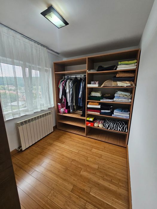 Apartament de vanzare, etajul 4, Rovinari