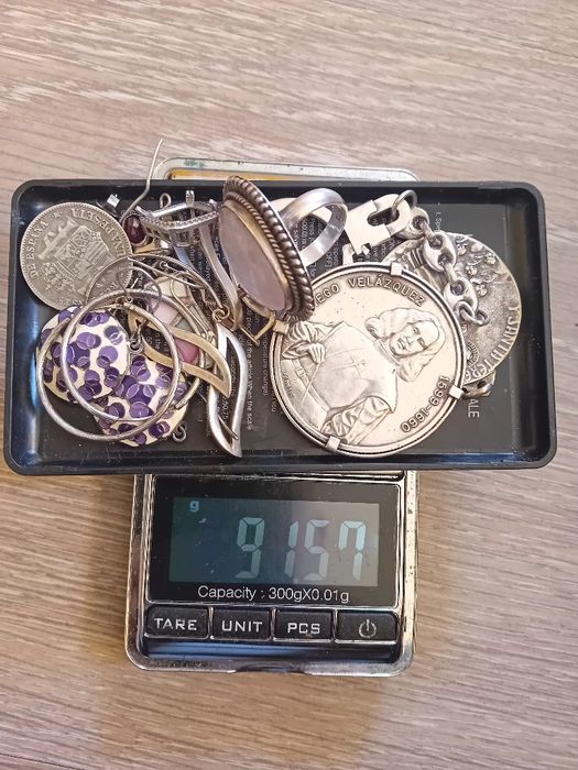 Vând pastile de argint