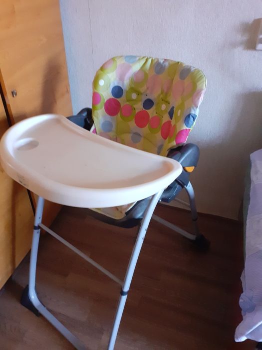 Продаю стульчик для кормления малышей