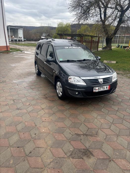 Vând Dacia Logan mcv