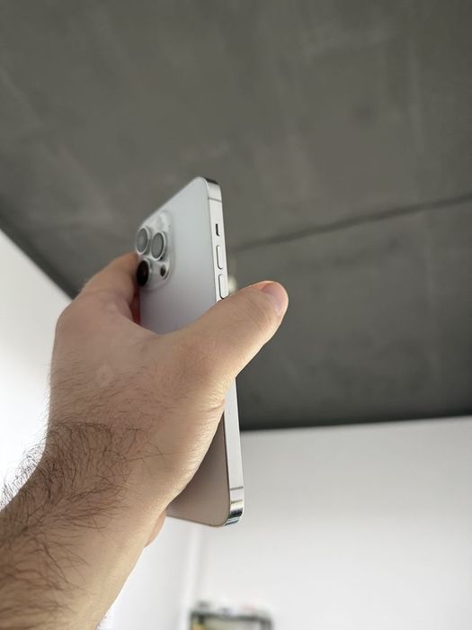 продам айфон 13 про мах