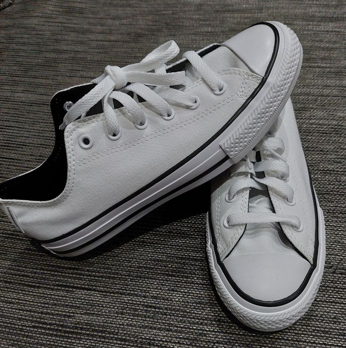 Нов  CONVERSE   дамски, два модела