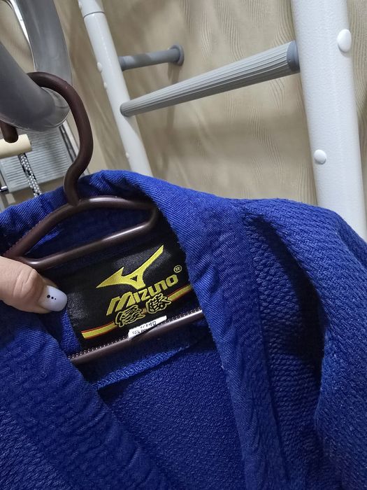 Продам кимоно в идеальном состоянии!