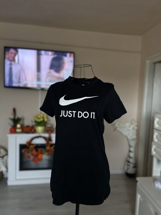 Tricou marimea M, Nike, nou