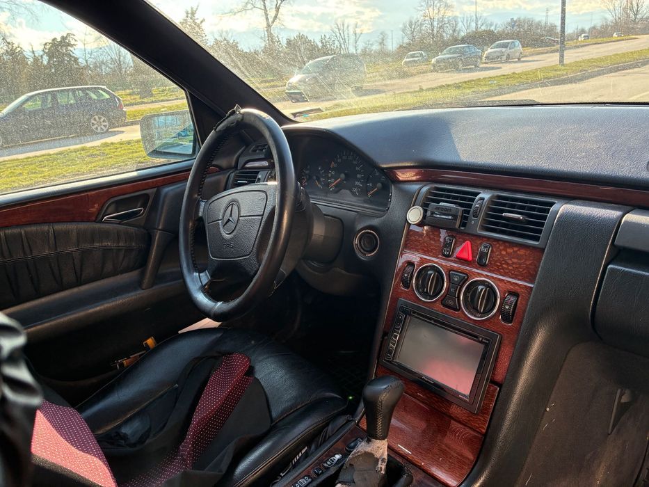 Мерцедес е290 Дизел 131-коня