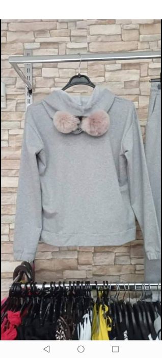 Дамски спортен екип с ушички