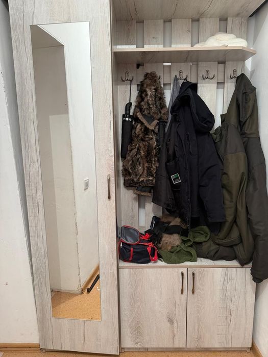 Прихожая, в отличном сострянии