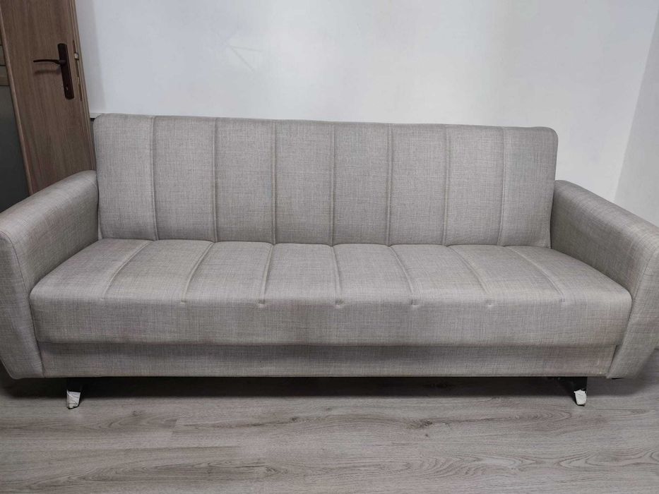 Vând canapea extensibila