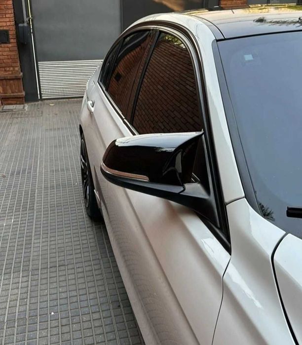 Capace oglinzi BMW compatibile cu BMW seria 3 F30 F31 F20 F22 F23 F34 E84 F87(2011-2019) negru lucios