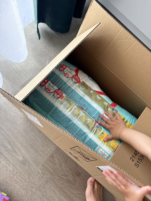 Pampers Premium Care scutece chilotel nr 4