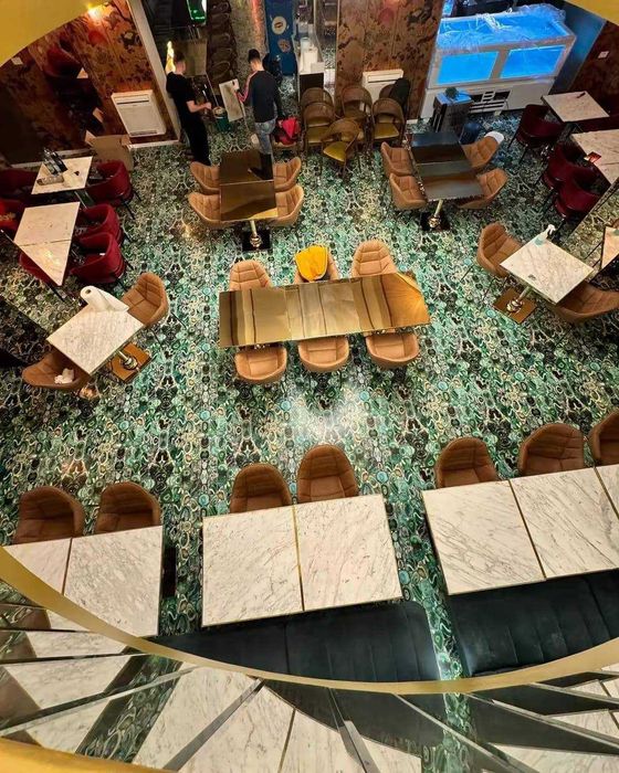 Placari podele si pereti cu imagini 3D Luminescente