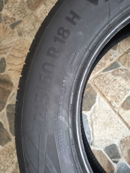 Vand 2 caucicuri VARA CONTINENTAL 215/60/R18