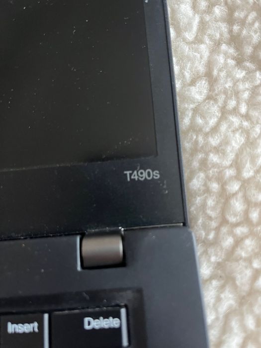Lenovo Thinkpad T490s на части